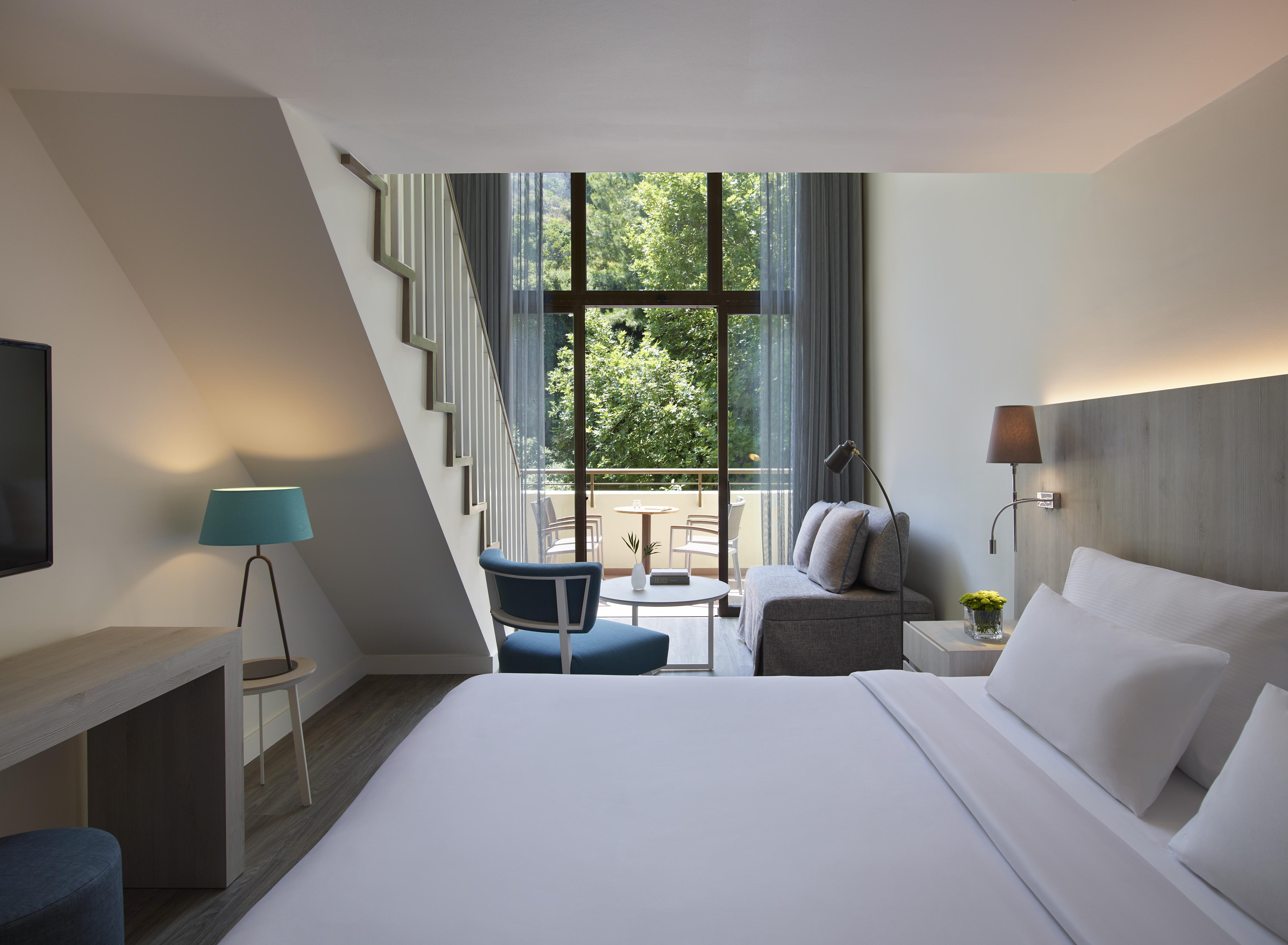 Amus & Hotel Ixia (Rhodes)